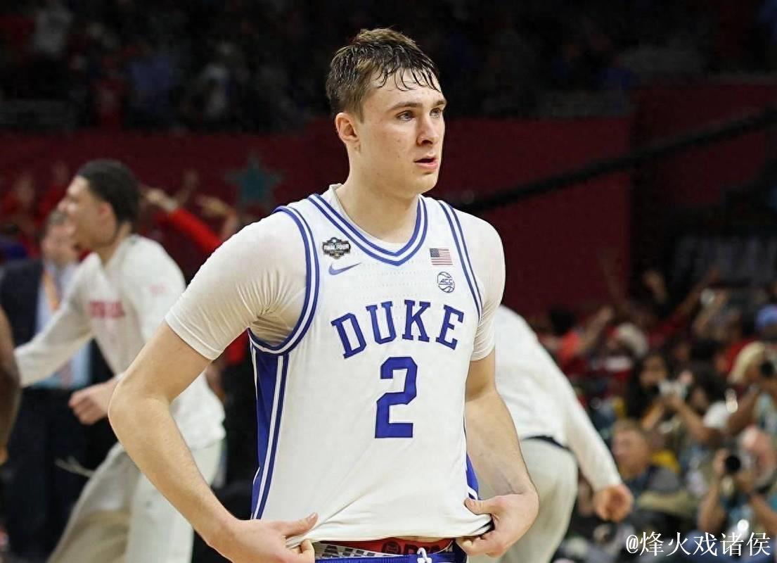 弗拉格成NBA历史首位未满19岁常规赛砍下40+的球员 弗拉格成NBA历史首位未满19岁常规赛砍下40+的球员