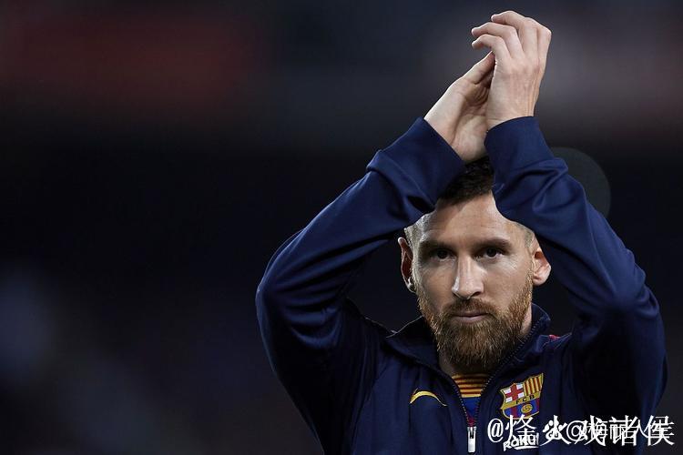 每体:巴萨U16新星雷巴克被誉为梅西,边锋鲁斯兰-姆巴速度惊人 每体:巴萨U16新星雷巴克被誉为梅西,边锋鲁斯兰-姆巴速度惊人